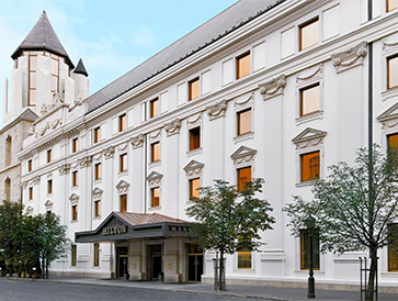 5* Hilton Budapest Hotel  VIP   .   . 