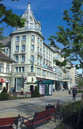    (Debrecen) 3*    ( ) - Civis Grand Hotel Aranybika