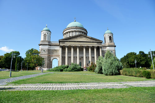 Esztergom. Danube Bend Tour, Taste the Hungarian, Private Tour from Budapest, countryside tour, Full-Day Private Tour, Esztergom, Szentendre, English-speaking guide in Budapest, Visegrad Castle