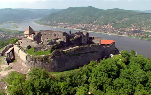 Danube Bend Tour, Taste the Hungarian, Private Tour from Budapest, countryside tour, Full-Day Private Tour, Esztergom, Szentendre, English-speaking guide in Budapest, Visegrad Castle
