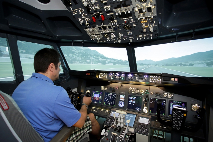 Будапешт. Активный отдых. Незабываемые впечатления: симуляторы Airbus A320, Boeing B737, вертолета.