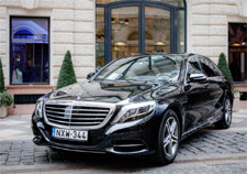 Трансфер из аэропорта Будапешт в центр на автомобиле Премиум класса Mercedes Benz S class. Аренда автомобиля с водителем.